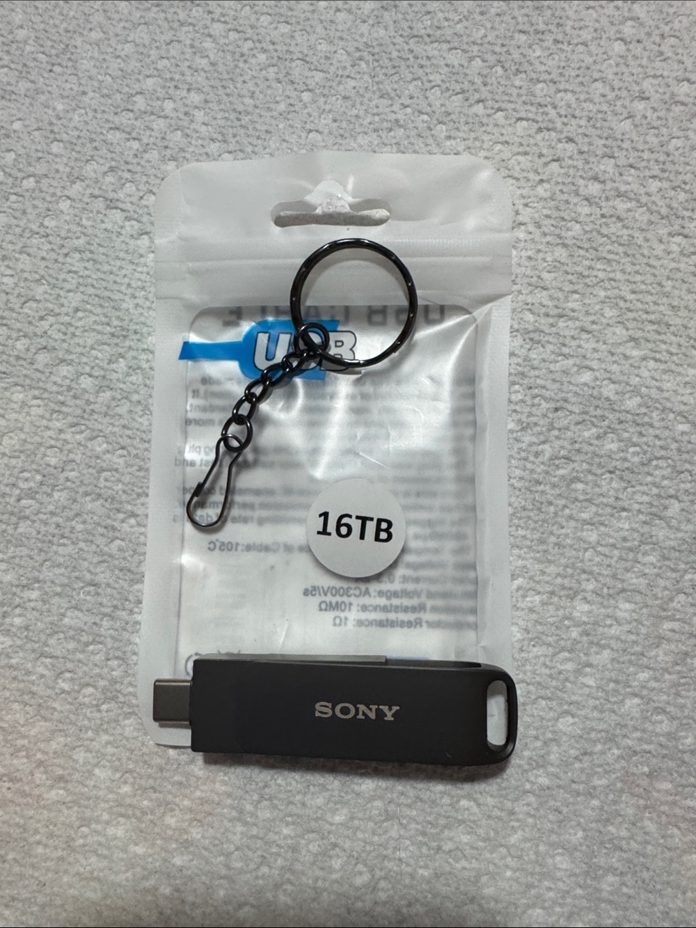 Sony USB-C Flash Drive with Keyring – Black